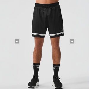 ALO Yoga Men's Varsity Mesh Athletic Basketball Shorts Black White Striped Sz L